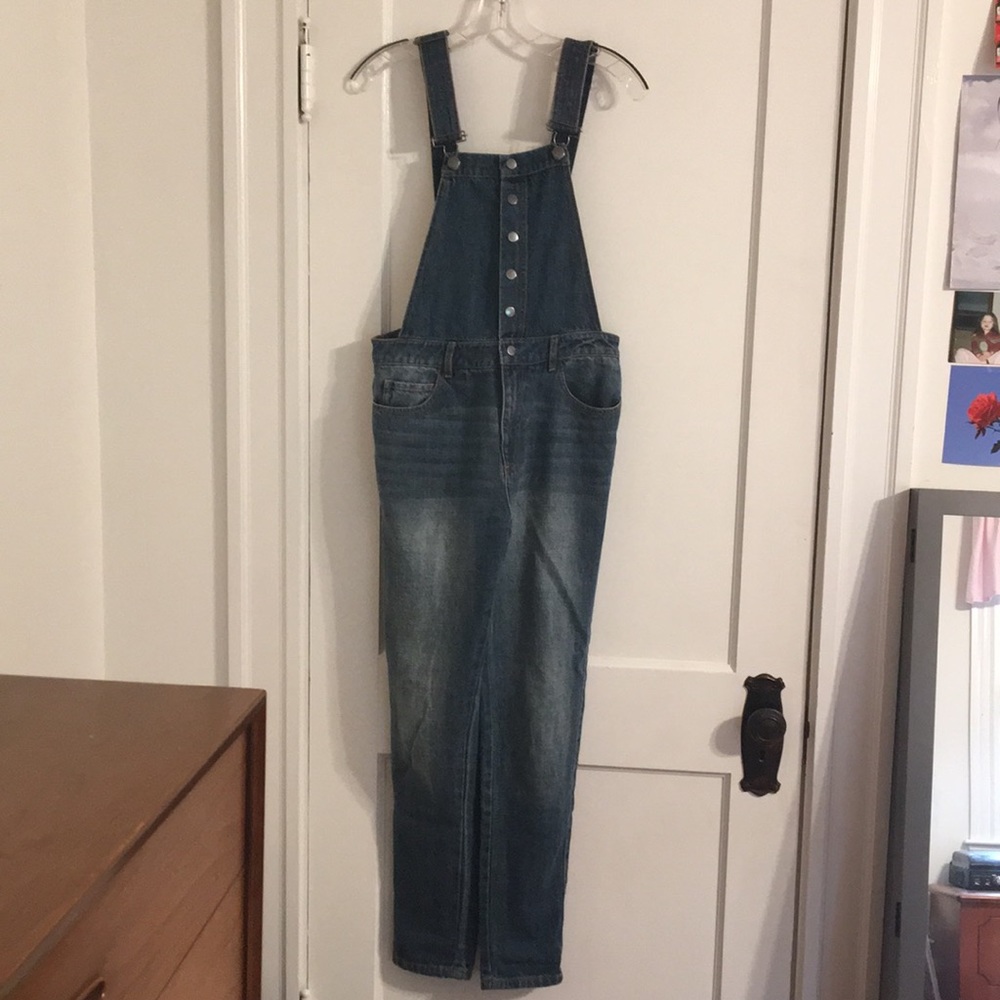Forever 21 Mom jean overalls